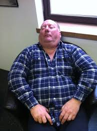 WeahsCousin's tweet image. Cheltenham day 1 vs. Cheltenham day 4.