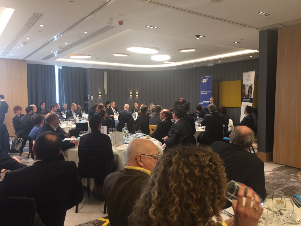 [#Club100] <a href="/Thierrydebaille/">Thierry Debaille</a>  «Qui est donc vraiment <a href="/jattali/">Jacques Attali</a> ? Un homme politique ? Historien ? Romancier ?  Économiste ? Essayiste ? Artiste ? Philosophe ? Penseur ? Futurologue ?  Gourou ? Ou enfin… peut-être un chef d’entreprise pragmatique… »