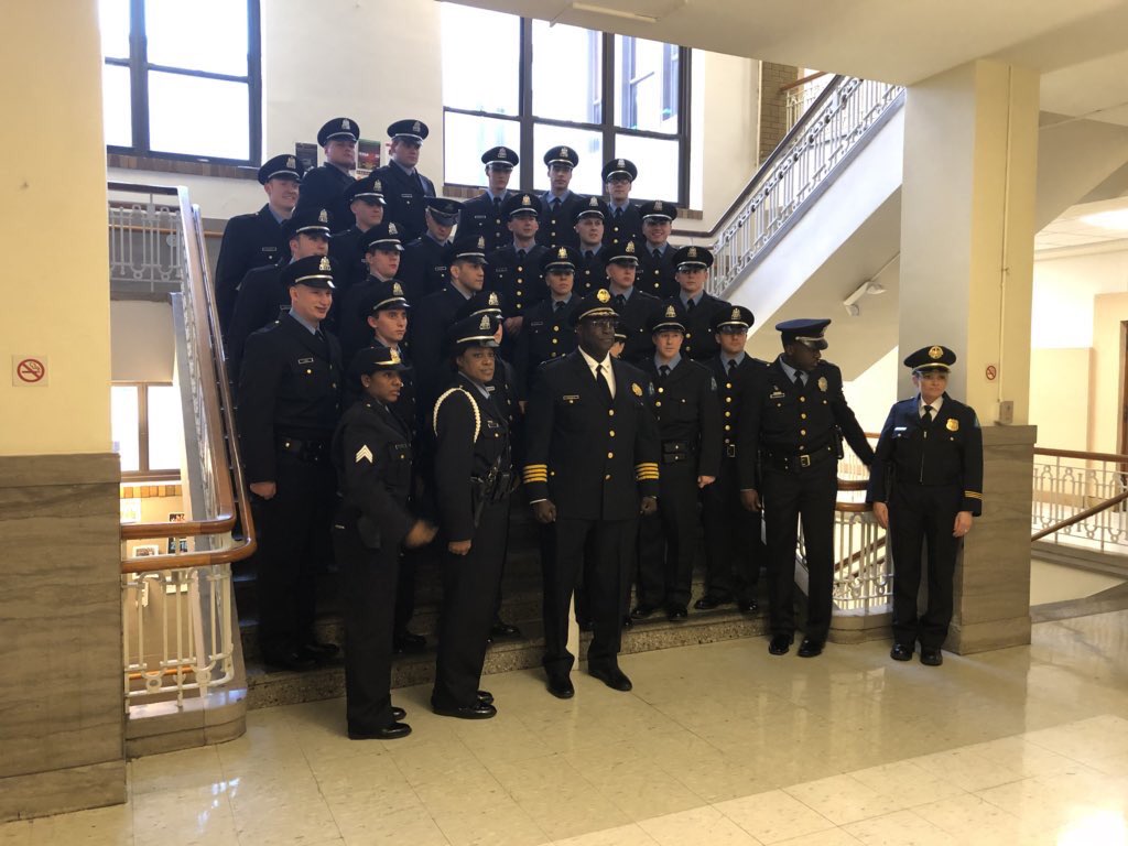 ESOP_STL's tweet photo. The newest SLMPD Police Academy Grads stand on the steps. ZERO Blacks and ONE Female. Race demographics in our city are almost even. This explains why our city needs our diverse, Pre-Academy Recruitment Program. We wish these young officers well and pray they serve our city well. https://t.co/cBddhtM8J1