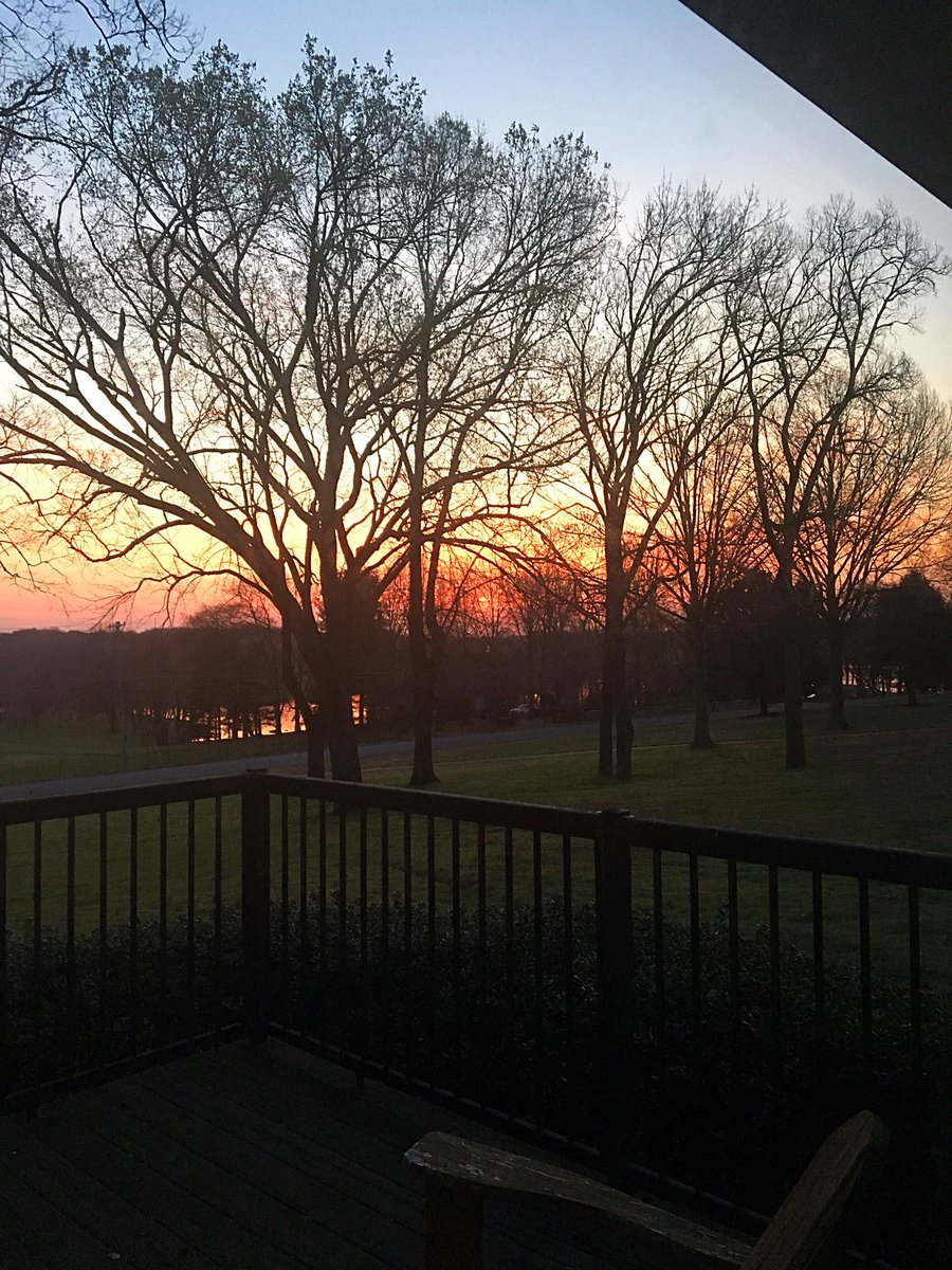 PureOutlaw's tweet image. Hallelujah #pinksunrise