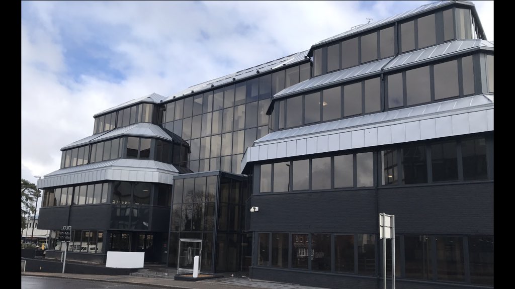 DavidSeddon82's tweet photo. The external refurbishment of Galleria in Crawley town centre is now complete &amp; compliments the high spec internal refurbishment. 42,000 sq ft of office space available across four floors. Contact Knight Frank or SHW for further information. #offices #property #crawley https://t.co/2SweY6IUH4