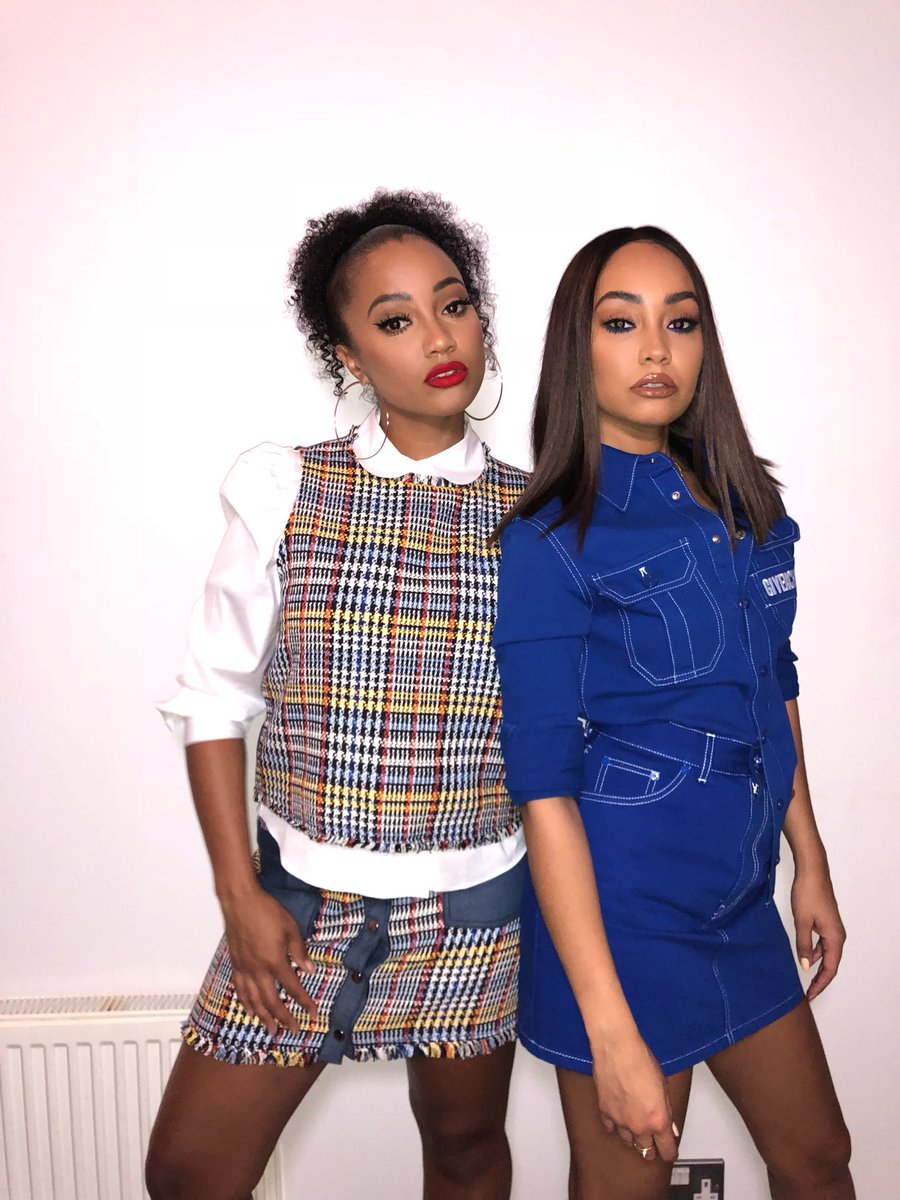 LittleMix's tweet photo. Thank you @wonderlandmag what a lovely evening 💙❤️ leigh https://t.co/DB1IRufy99