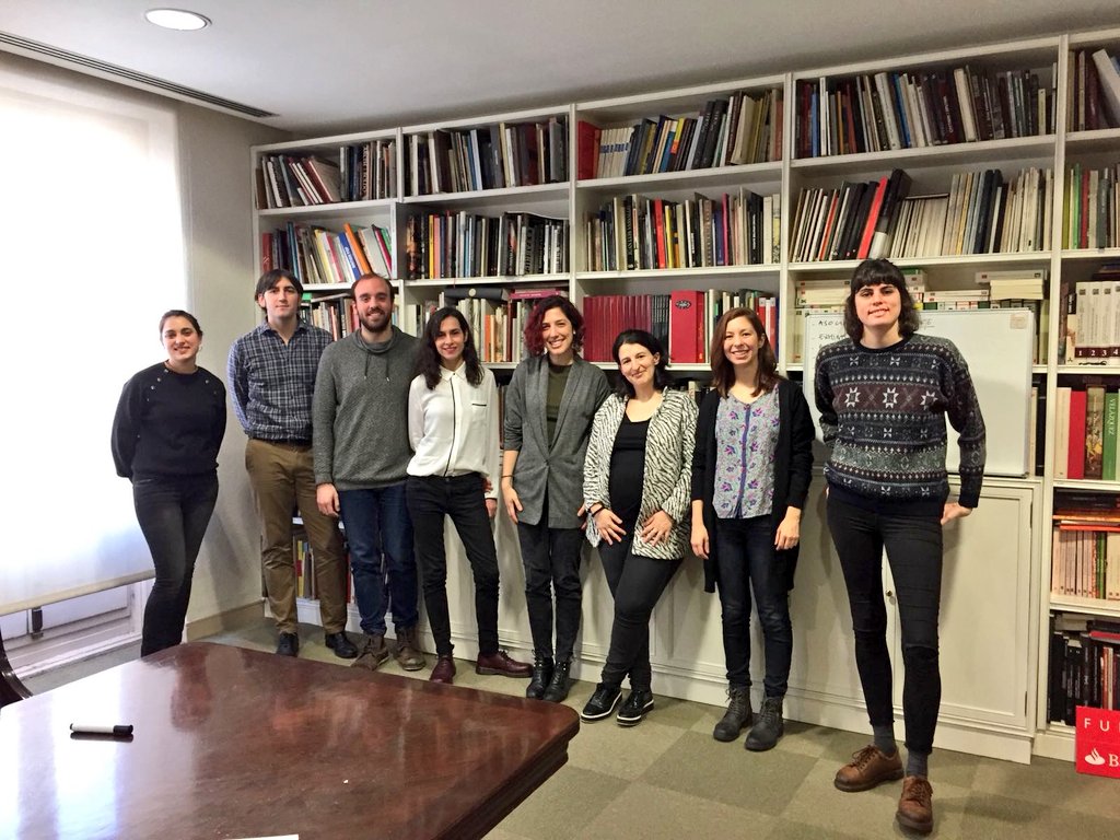 Hoy nos hemos reunido con algunos de los profesionales seleccionados en la IV edición de #EmpleaCultura. Ha sido un placer ponernos cara y charlar sobre vuestros nuevos proyectos culturales ¡Así da gusto empezar el #finde!