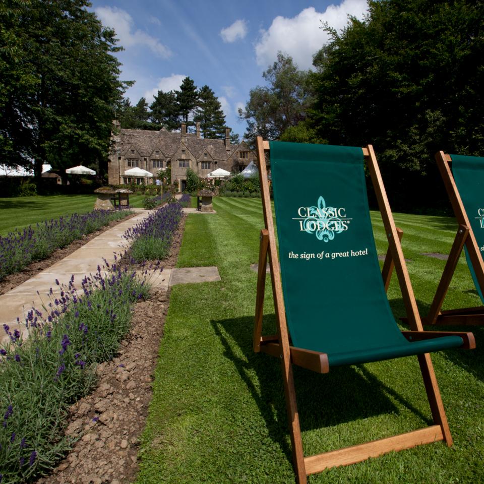 Enter to #win a lovely two-night hotel stay at a <a href="/Classiclodge/">Classic Lodge Hotels</a> hotel 😍 bit.ly/2sWmdXn