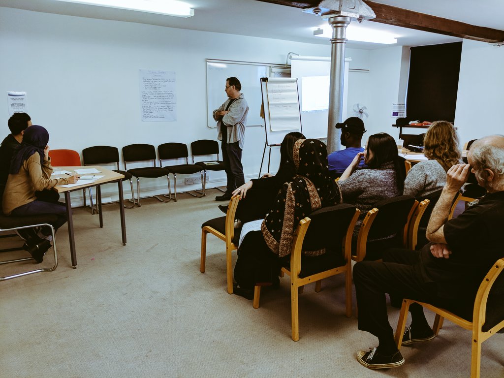 SajidHDA's tweet photo. #dragonsden style pitch at our business start up course today! @E4All_NW #Enterprise #StartUp #Lancashire #GrowingLancashire #letsdothis https://t.co/CwJfAUP9mx