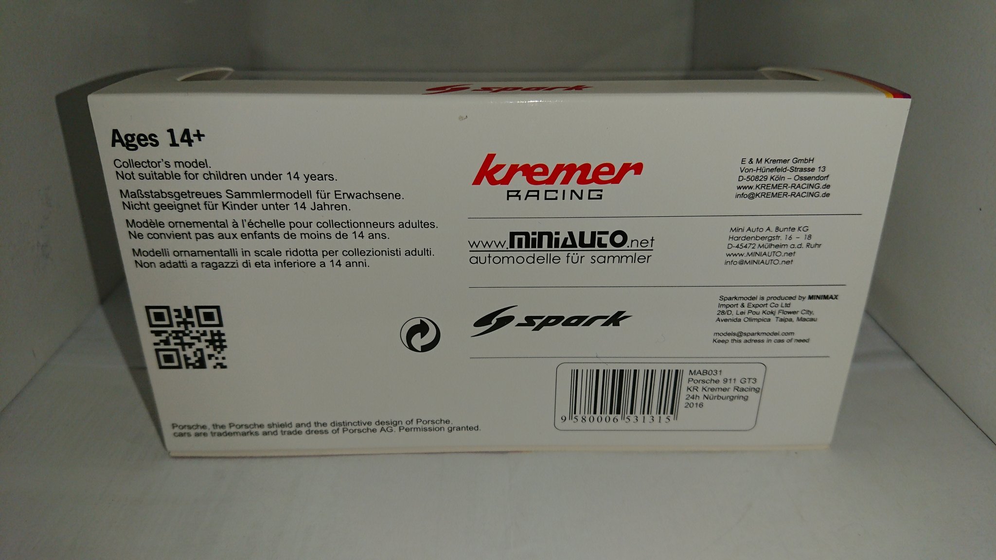 すぱいかあz ドイツのminiautoというショップの特注品 Porsche Kremer Sparkmodel