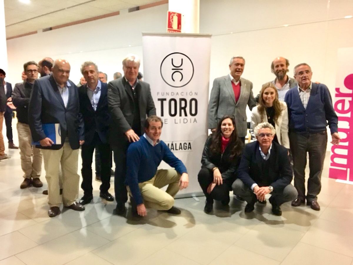 ftorodelidia's tweet photo. ⭕️ Málaga, un movimiento de unión taurino para inaugurar el primer capítulo de la Fundación
👉🏼 https://t.co/8q29qJfjEQ https://t.co/bpfpdr1I2Z