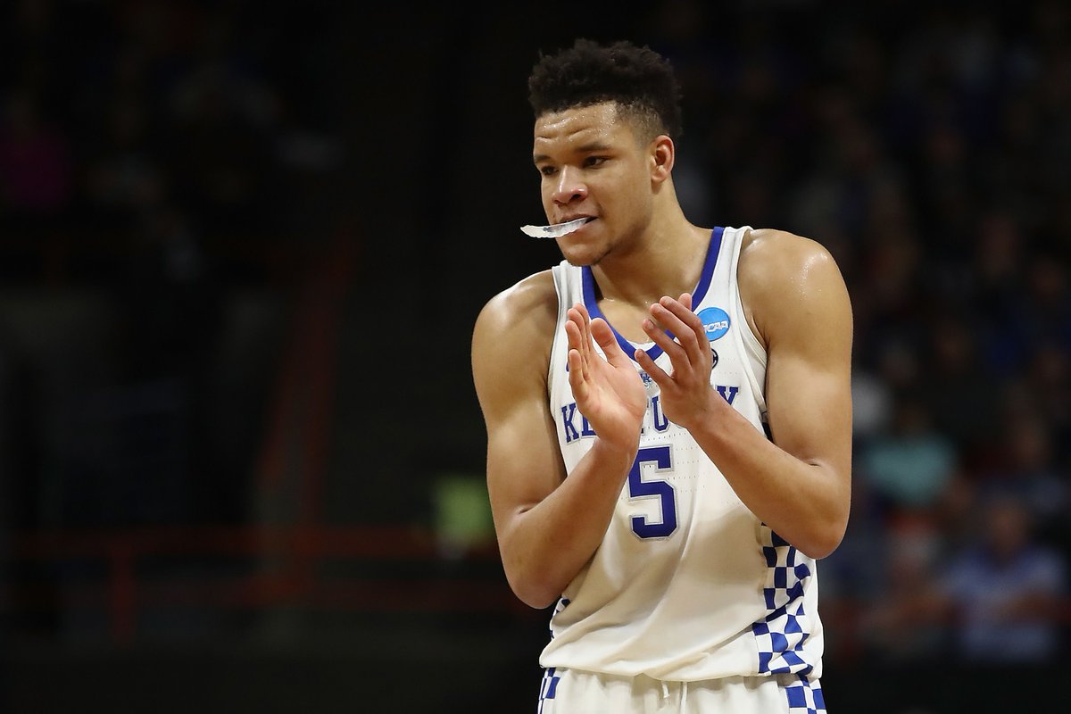 FanSidedNBA's tweet photo. New York Knicks: 2018 #NBA_Draft targets who stepped up in NCAA Tournament on Mar. 15 https://t.co/6TJpbbc8w5 via @dailyknicksFS https://t.co/Kt8iz5IldU