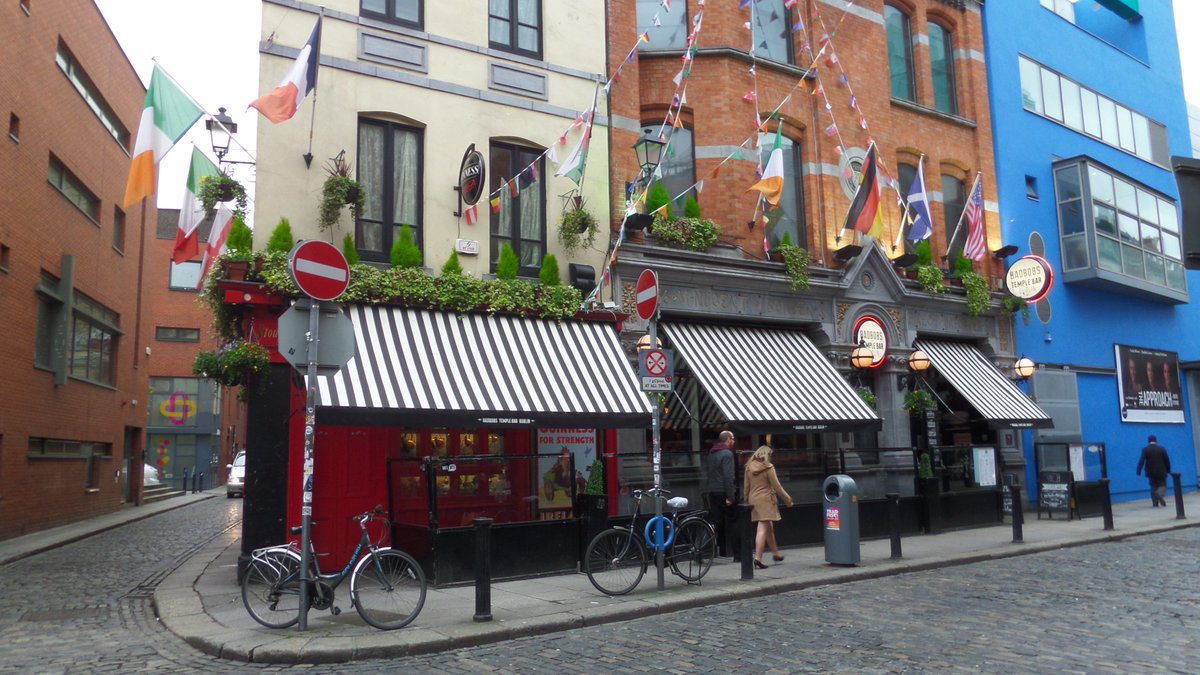 Vanai's tweet photo. Centar Dublina je prepun svaki dan, vikendom je posebna ludnica...ali ovaj vikend će biti nenormalno ludo!!! #StPatricksDay #Ireland #Dublin #allwedoistravel https://t.co/i3TwhLluee