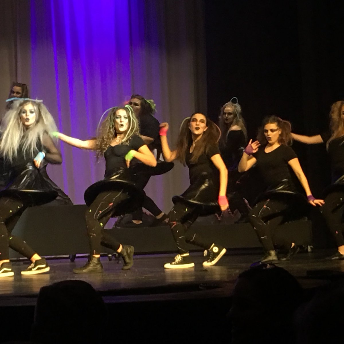 StephismyFriend's tweet photo. An excellent night of #theatre at @wcsNHS! You have two more chances to catch #Starmites! #thanksMamaLindsey https://t.co/ym5Dn6NIUZ