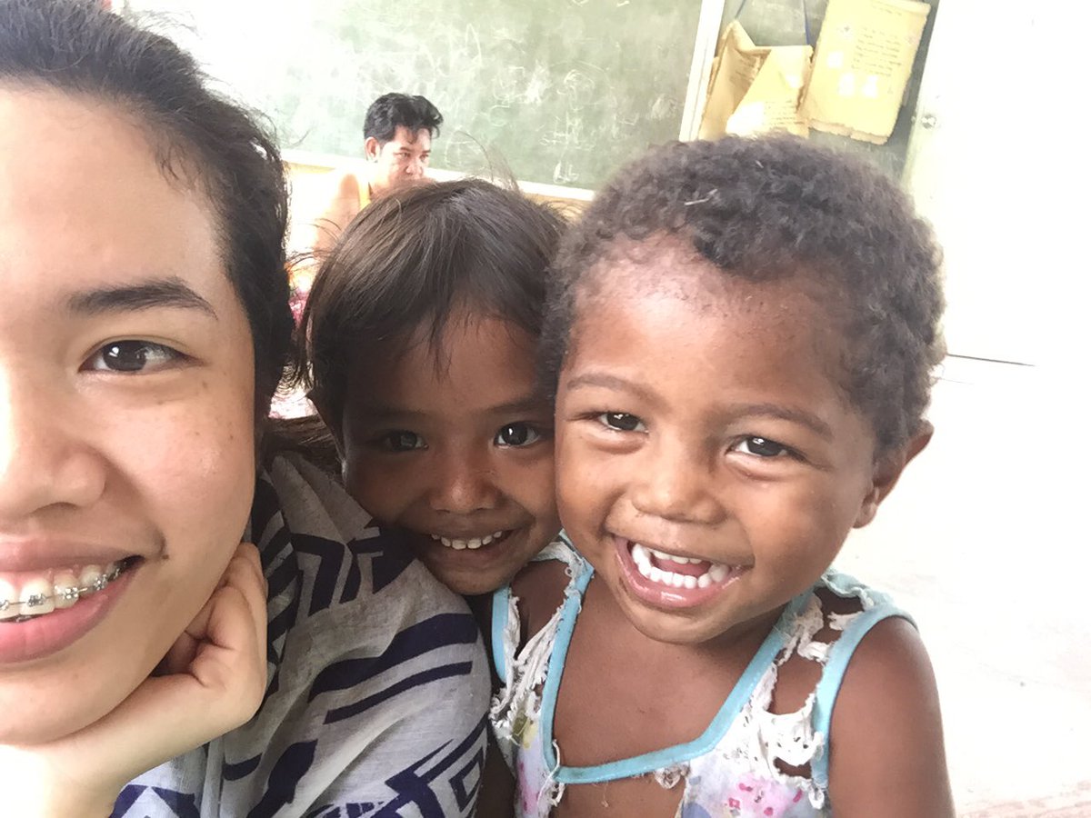 yolandabanana13's tweet image. My babies!!! 😍 Meeting these lovelies was worth the hour and a half trek. No electricity, no toilets, but no regrets. #CommunityImmersion