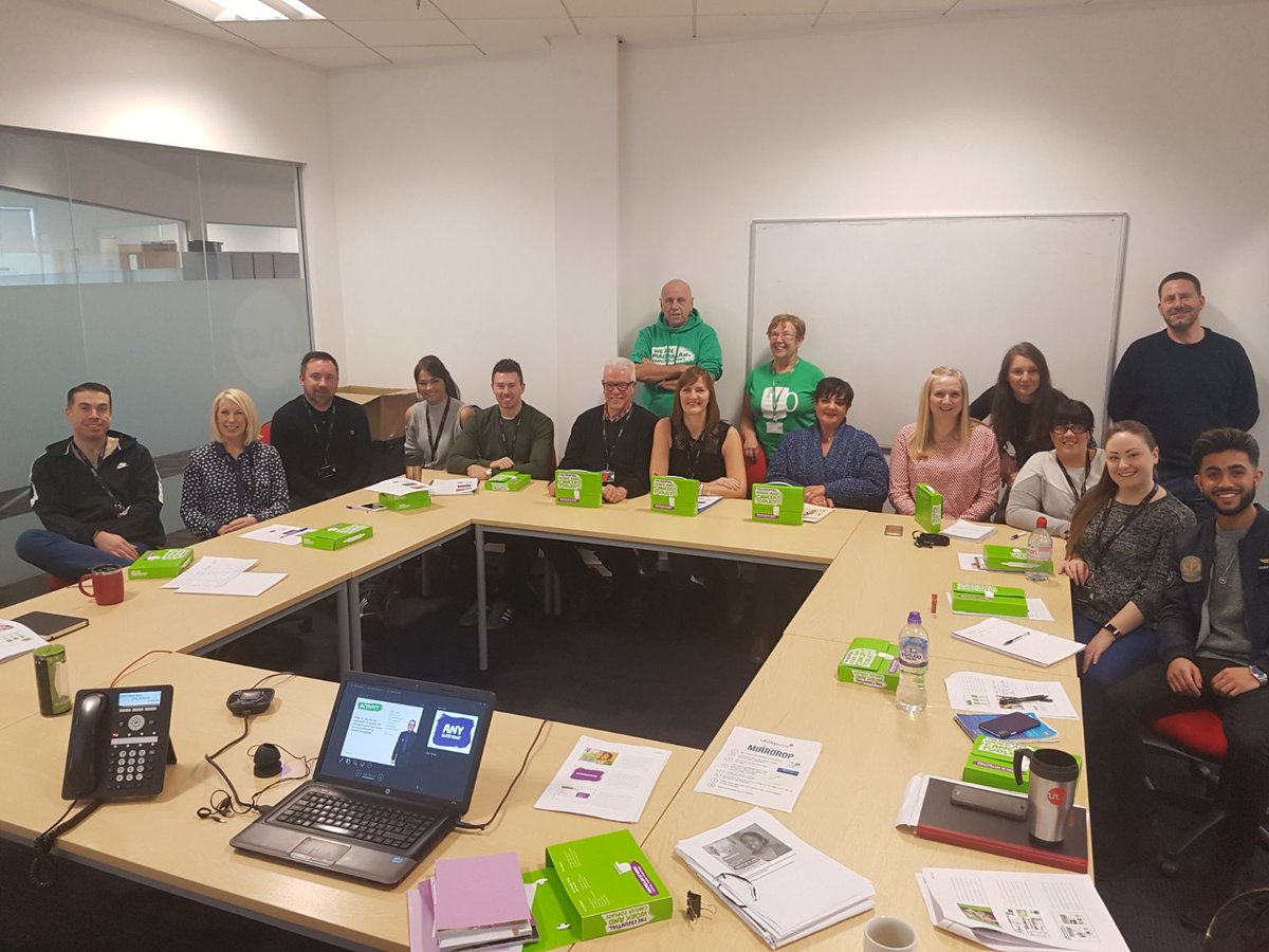 utilitywiseplc's tweet photo. Huge thanks to the guys from Macmillan @workandcancer for the session at HQ today! It's super important to us that our colleagues are supported in their home and work lives. #LifeatUTW https://t.co/WjGZes6n1X