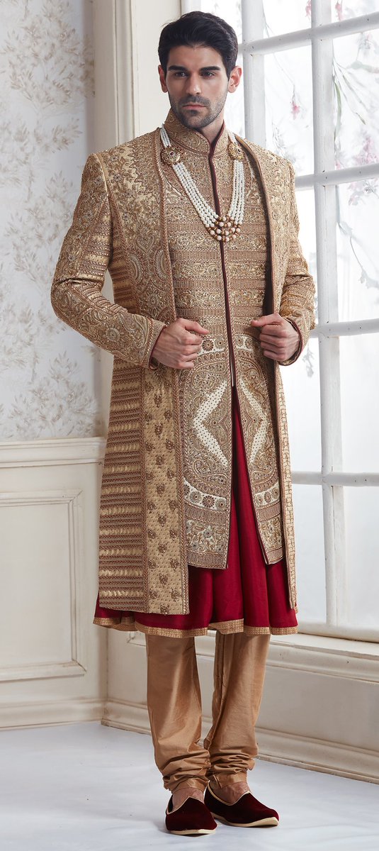 インド神話の天竺奇譚 インドの男性の民族衣装続き 結婚式とかに着るゴージャスなシェルワーニーとか かっこいいですねぇ