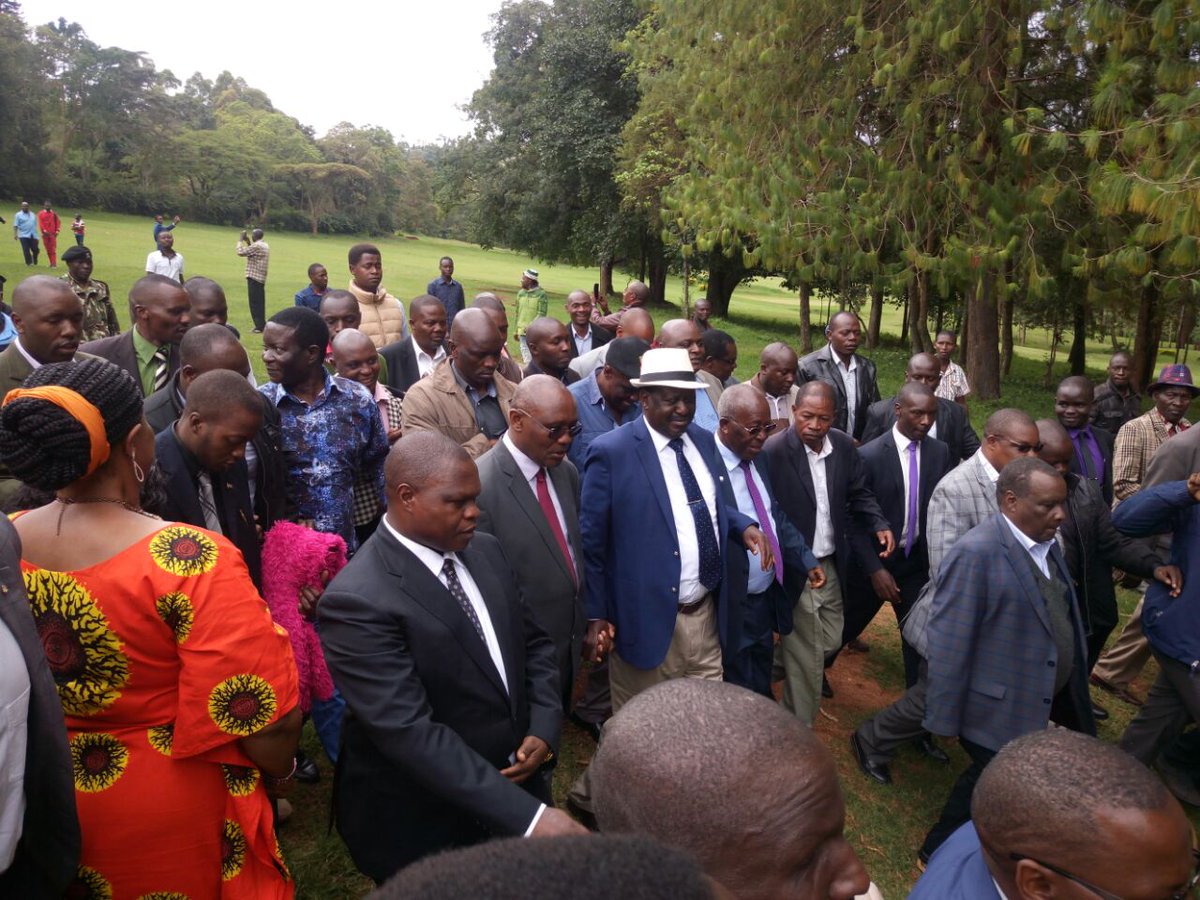 Hot_96Kenya's tweet image. I had no choice but to make a painful decision to work with @UKenyatta in a bid to realize a unitary State ~ @RailaOdinga #RailaInKisii #NASAUnity