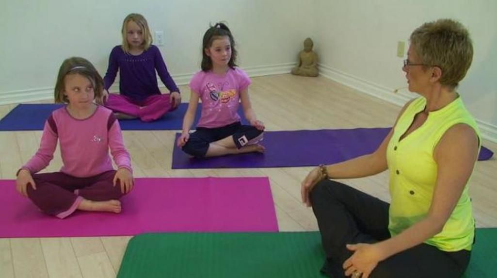 Discover 8 Proven Benefits Of #Yoga For #Kids! #children <a href="/yogaclassesnear/">Yoga Classes Near Me</a> buff.ly/2h6nkuC