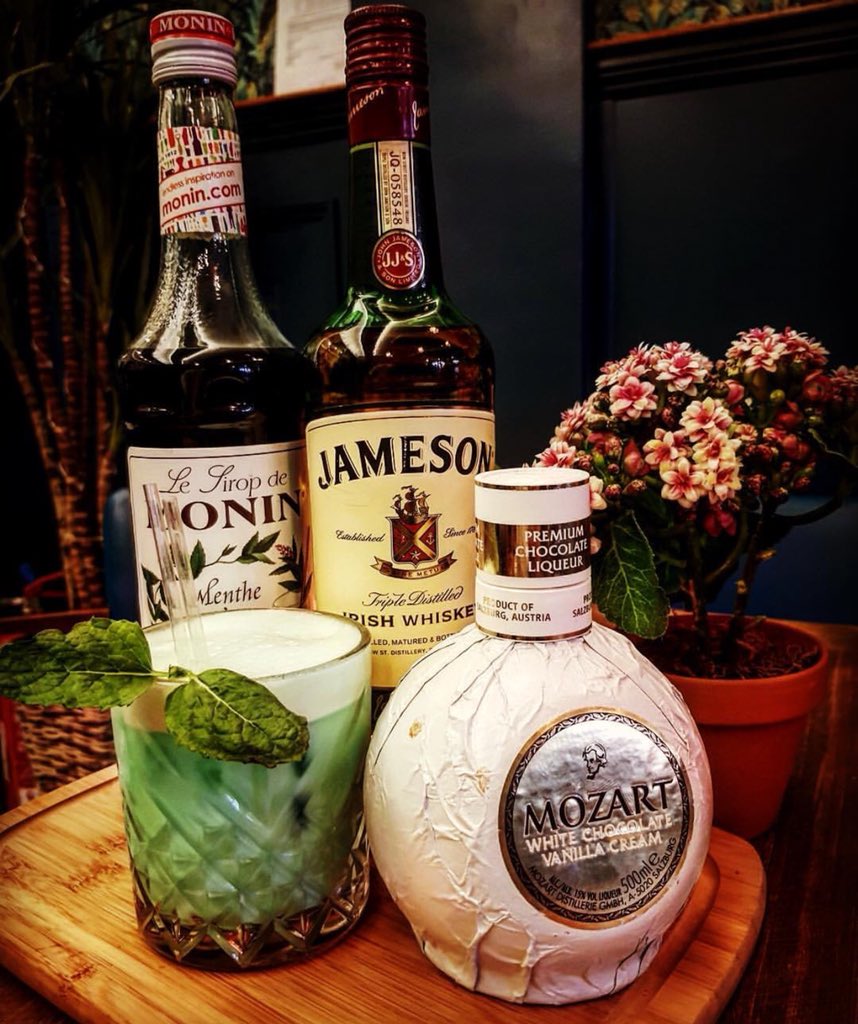 ScoutCafeBar's tweet photo. Celebrate St Patrick’s Weekend here at Scout with our “Luck of The Irish” Whiskey based cocktail with a touch of white chocolate and mint. 🇮🇪🍀 https://t.co/xpW22c6RVo