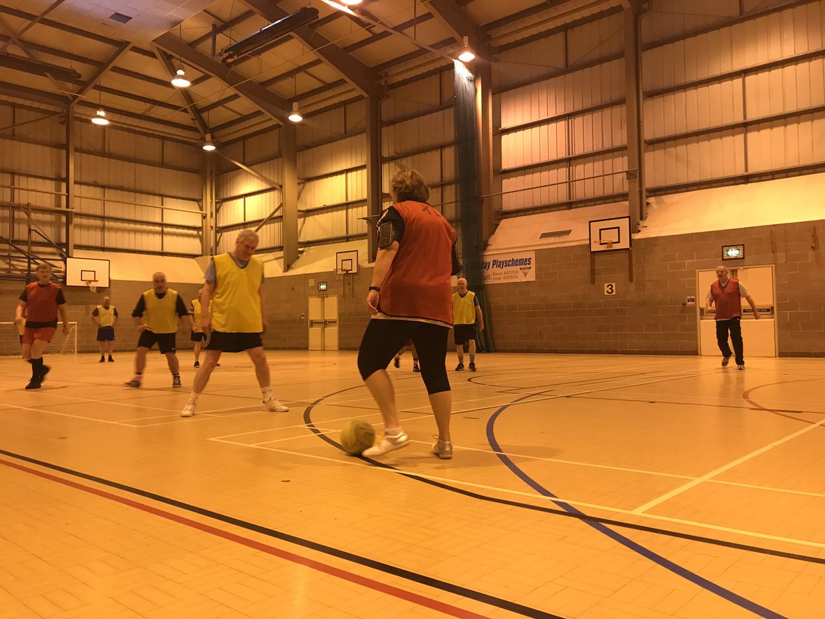 Filming with <a href="/RichmanDayna/">Dayna Richman</a> and the walking football club for Tuesdays Newsday. <a href="/Journalism_UoN/">Journalists@UON</a> <a href="/UniNorthants/">UniofNorthampton</a>