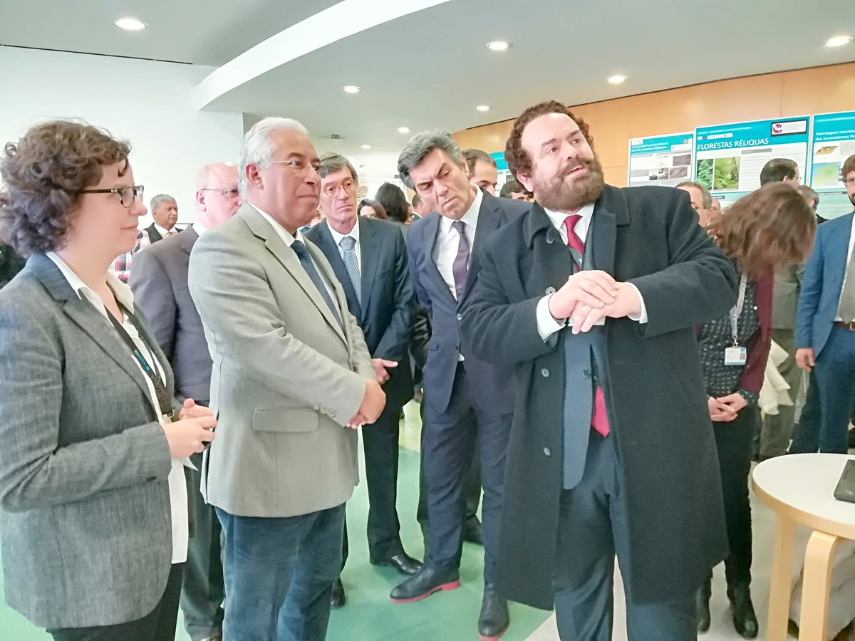 INESCTEC's tweet photo. Assinatura memorando de entendimento Laboratório Colaborativo ForestWise , liderado pelo INESC TEC, #forestwise #floresta #fogos https://t.co/gAjqhC1tGK