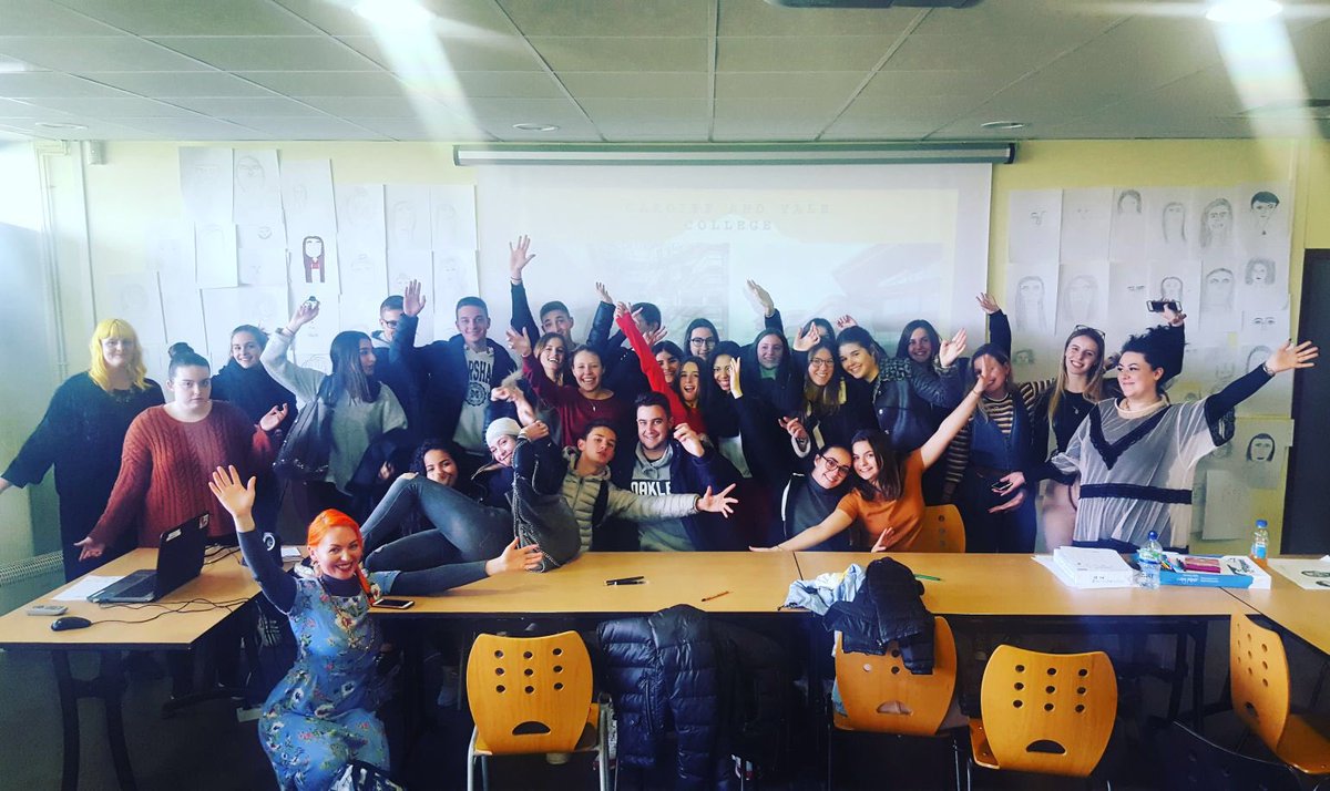 CAVCCreative's tweet photo. WOW!! We’ve just had our debriefing with the principal at Lycee Polyvalent Francoise and our Erasmus+ group could not have been praised any more!! The students are so sad to see them leave!! Until next time Toulouse Au revoir 👋🏽 https://t.co/51C8BBUUmC
