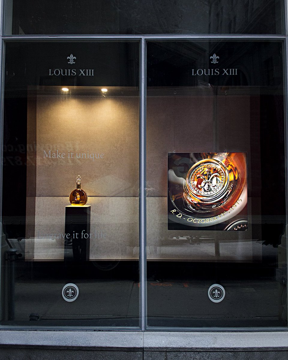 WeAreAPKeaton's tweet image. #MakeItUnique is something we take to heart. Just take a look at this @CognacLouisXIII display. See and taste the excellence for yourself.  #APKeaton