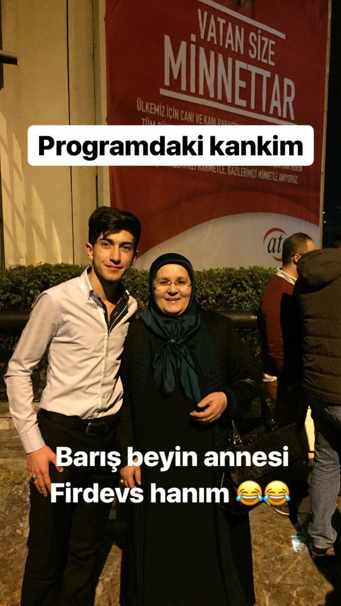 HasanBehram1's tweet photo. Bu güzel tecrübe için eğitimci Barış Kılıçarslana ve değerli ağabeyim organizatör Akın Yılmaza teşekkürler ✔️Salonun enerjisi süperdi #ato #timkoder #eğitimkoder #tobb https://t.co/L25xSUKbHP