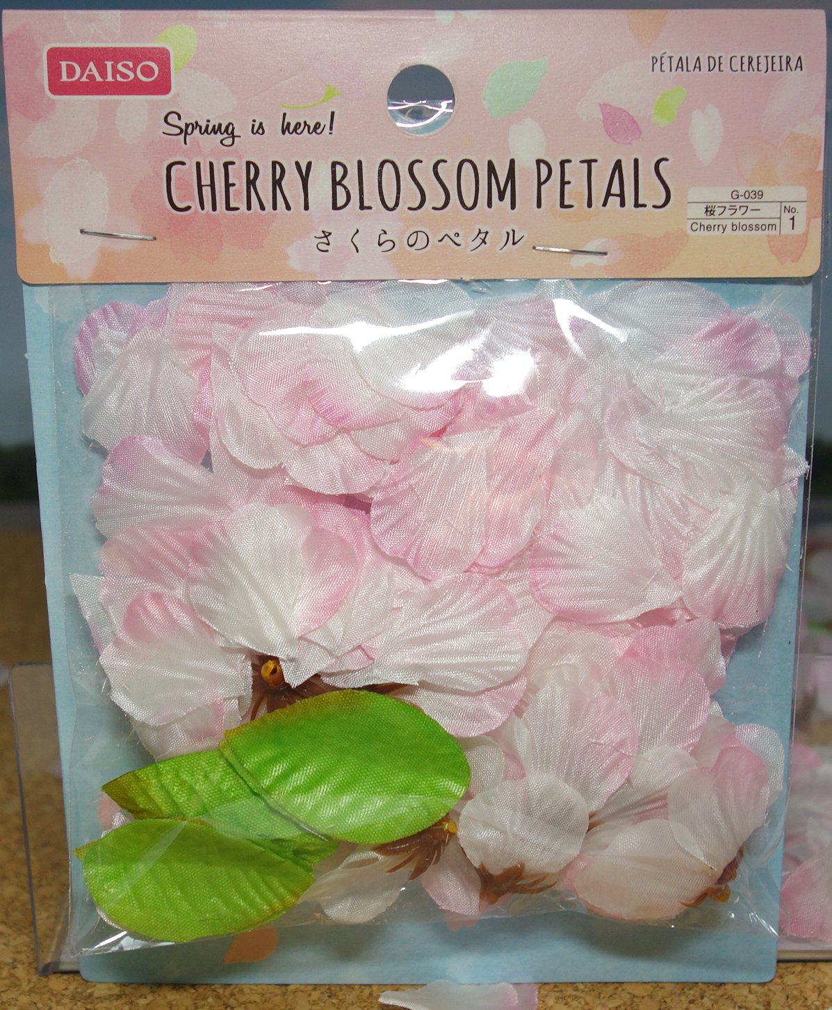 ポゥ尼崎 ｱｾﾝｼｮﾝ ﾏﾀﾞｧ っ 凵 ﾁﾝﾁﾝ 100均セリア キッチンペーパーホルダー ウッドスタンド 色々使えるんで 2本買ってる 分解もできるしね 100均簡 T Co 3fh1mlq866 Twitter