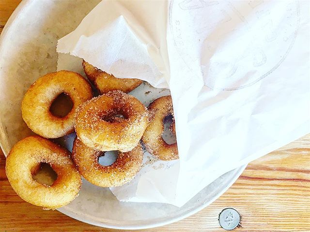 raleighwhatsup's tweet photo. | MINI’S | It’s Friday + I donut care! #TGIF #solahotminis #solacoffee #visitraleigh #northraleigh #raleighfoodpics #patiodining https://t.co/9kZWmJoUmA https://t.co/NJp3YyU5dU