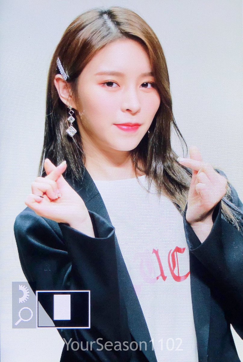 YourSeason1102's tweet photo. 180316 목동팬싸

우리 모델님
#CLC #ELKIE #엘키 #庄锭欣
@CUBECLC https://t.co/Wlwbt5XR2H