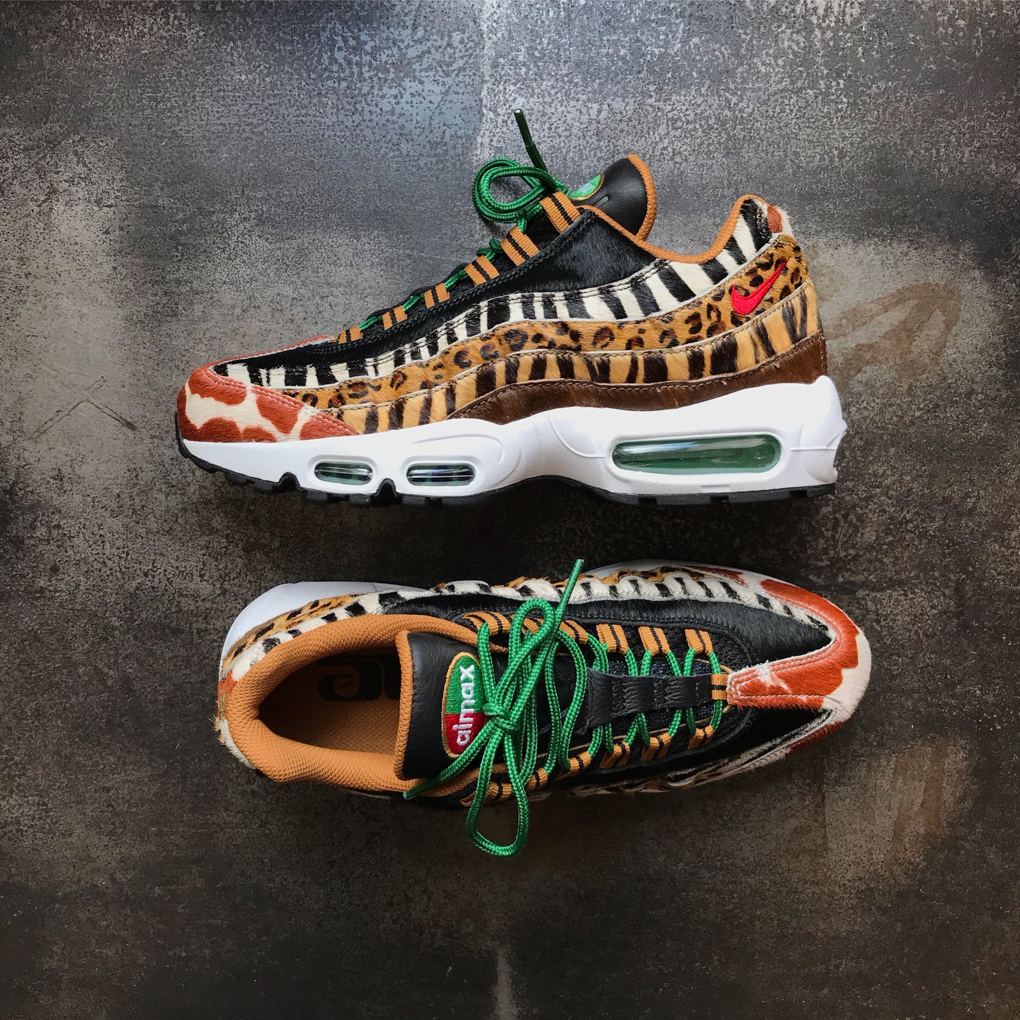 Air max deals random