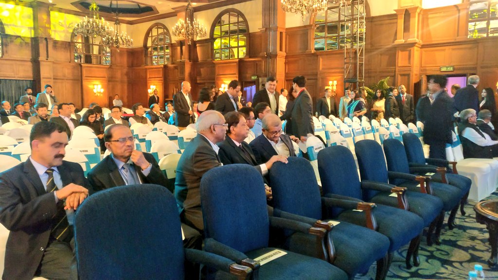 et_bca's tweet photo. Delegates have started arriving. 6th ET Bengal Corporate Awards is about to start. #ETBCA2018 @TajBengal https://t.co/cHASeRvZxT