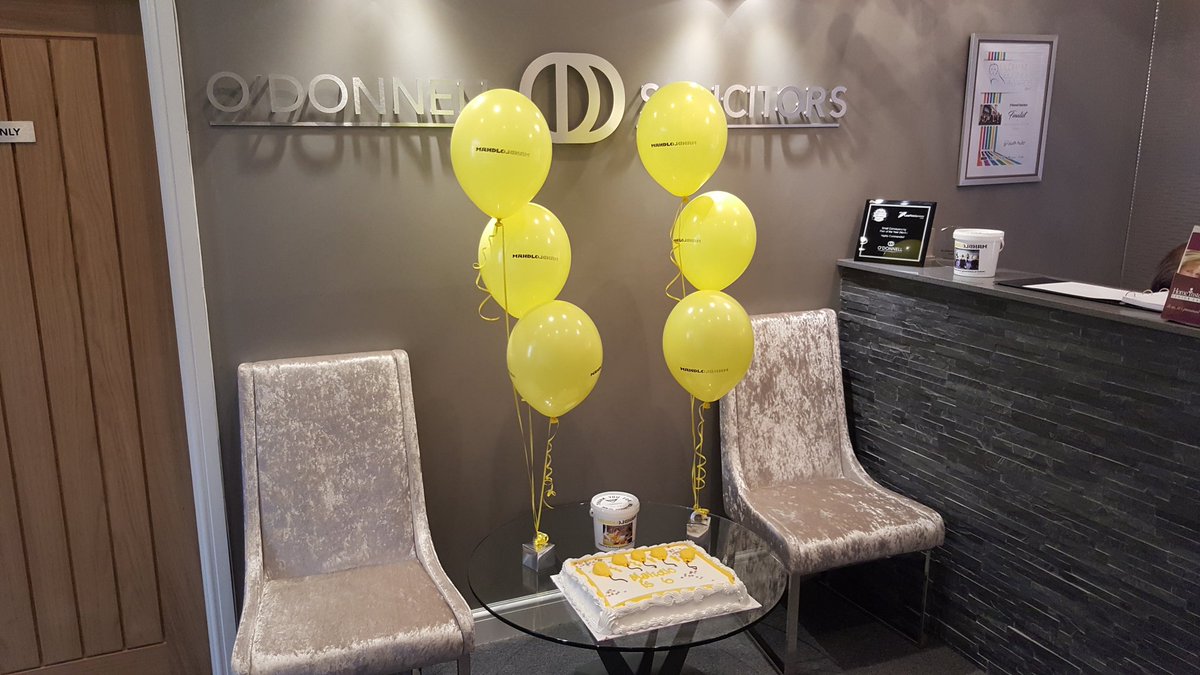 Proud to have @mahdloyz as our 2018 charity of the year! Thanks to <a href="/GarethMahdlo/">Gareth Nixon</a> for bringing us the enormous cake! 🎂🍰#charity #Oldham_Hour