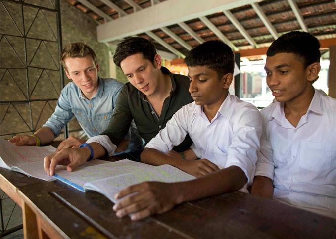 McLarenF1's tweet image. Our fun collaboration with @GandysLondon carries a serious message. All proceeds from the sale of our #HaloEdition flip-flops will go to The Gandys Foundation in support of their Orphans for Orphans initiative. mclrn.co/Gandys