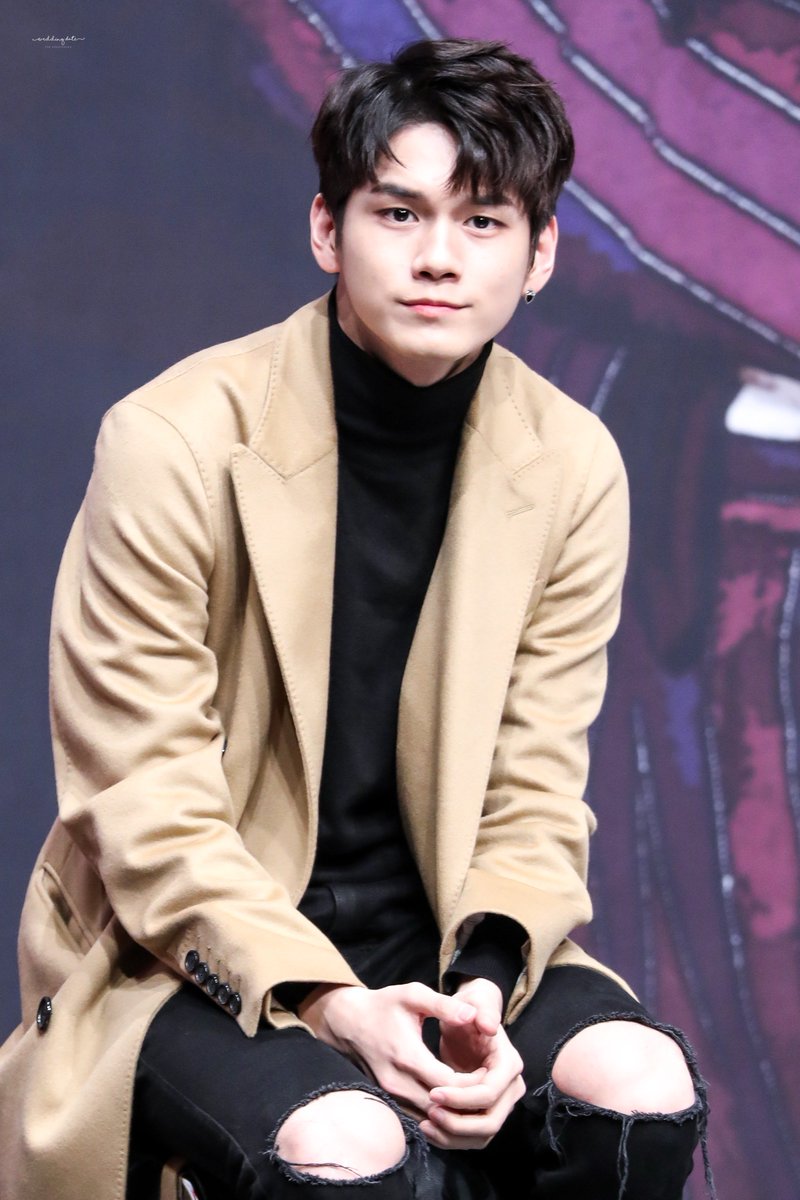 Weddingdate0825's tweet image. 18.03.16 가나 팬미팅 💕💕
#옹성우 #OngSeongwu  #워너원 #WannaOne