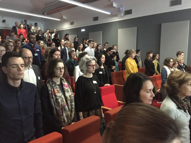 Virginiamathon's tweet photo. About last night: "s'épanouir sans gourou ni expert" par Thierry Nadisic @emlyon business school campus Paris #conference https://t.co/YTpXuwyV3t