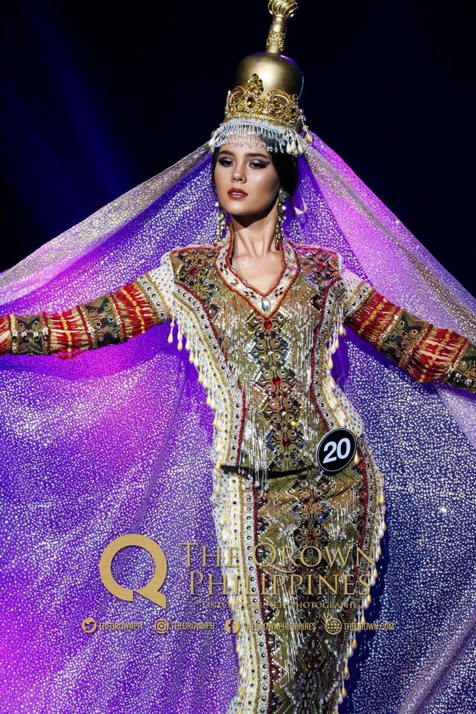 Senyora's tweet photo. MISS UNIVERSE PHILIPPINES FOR CATRIONA GRAY! #BbPilipinas2018 https://t.co/dbaj8yHqK9