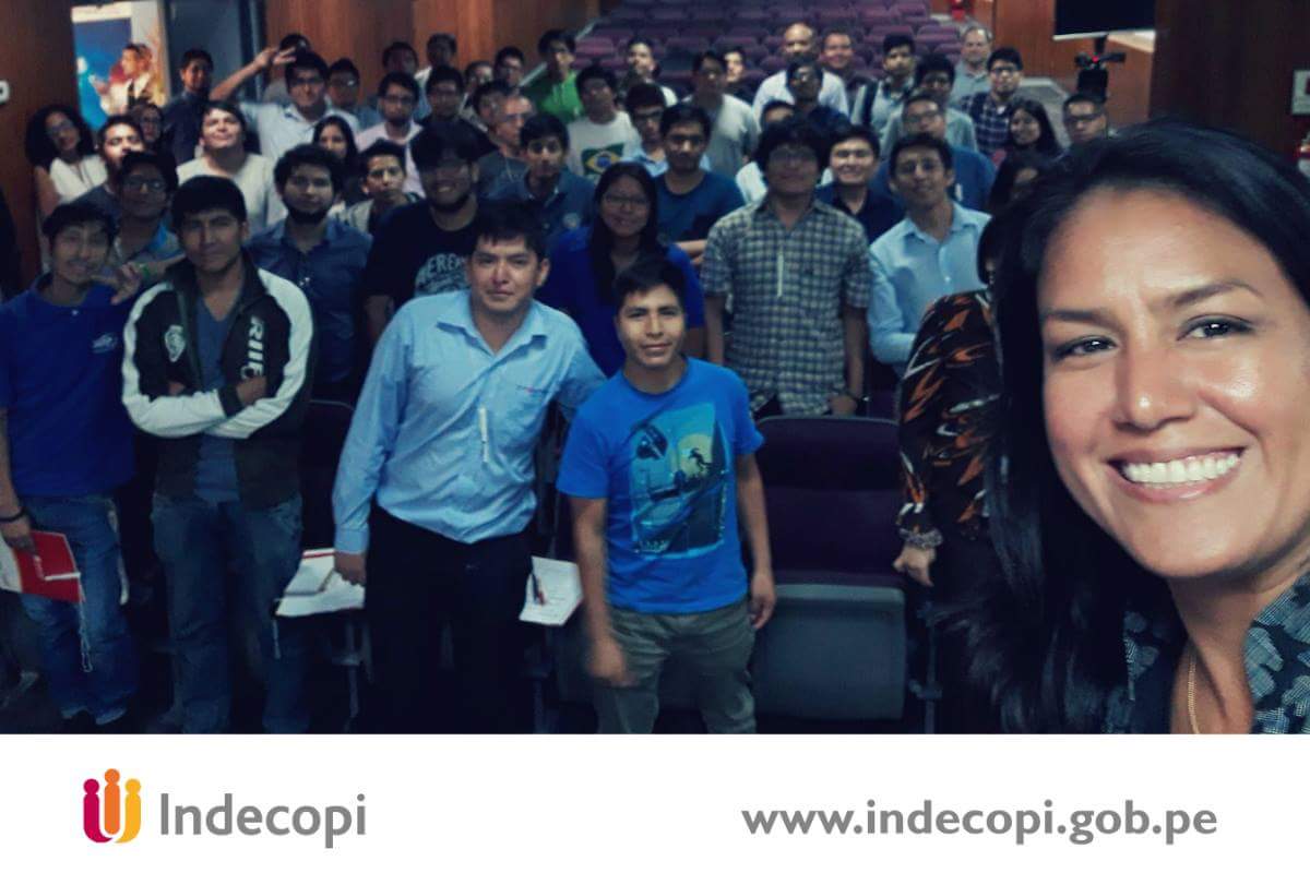 ¡Con 130 inscritos iniciamos las charlas de la primera #Hackathon sobre protección al consumidor, la primera maratón tecnológica en la que emprendedores e innovadores buscarán soluciones creativas en favor de todos los consumidores!