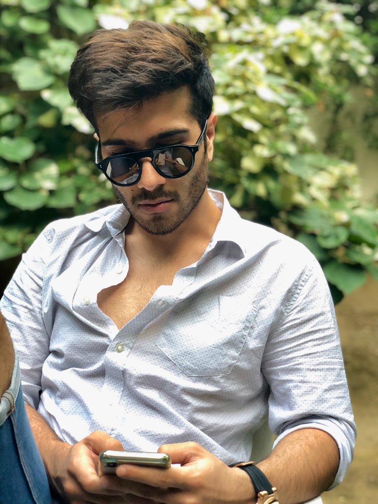 ferozekhaan's tweet photo. #SUMMERMAGIC✨ https://t.co/jlEhzYs27V