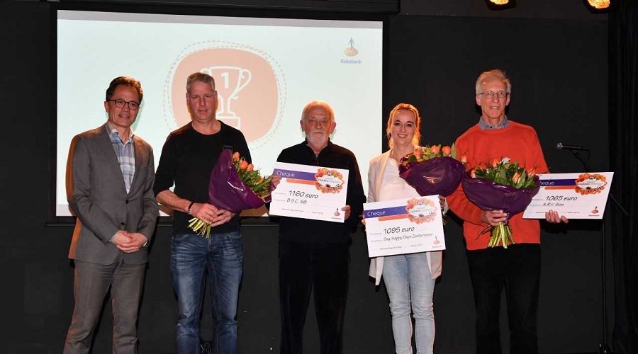 zoetermeersdb's tweet photo. Rabobank Clubkas Campagne: dit zijn de 3 winnaars van het rayon Zoetermeer-Benthuizen.
https://t.co/I1Wso2LLzb @RaboRegioDH @Rabobank @ARVIlion @StHappyDays @bsc68benthuizen https://t.co/S1Jwlj7OKV