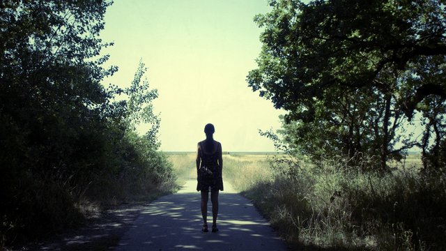 mrsrich95's tweet photo. Feeling stressed at work or tired? Go outside - “Such surroundings may be ideal for promoting more positive state body image because they effortlessly hold one’s attention while allowing for simultaneous thought and reflection to occur.” https://t.co/h2bLXDOdO3 https://t.co/KFhyXswwTh