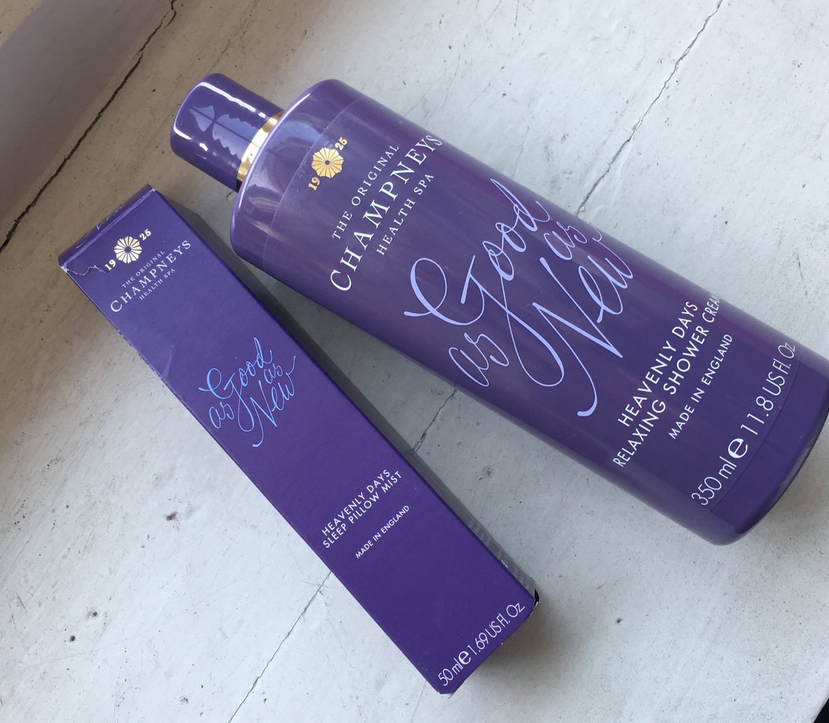 CCLettings's tweet image. Perfect day to receive our @champneys sleep pillow mist on #WorldSleepDay 😴 probably best we don't use any in the office!! #lettings #norestforthewicked #yousnoozeyoulose #workplace #CCLettings #FridayFeeling