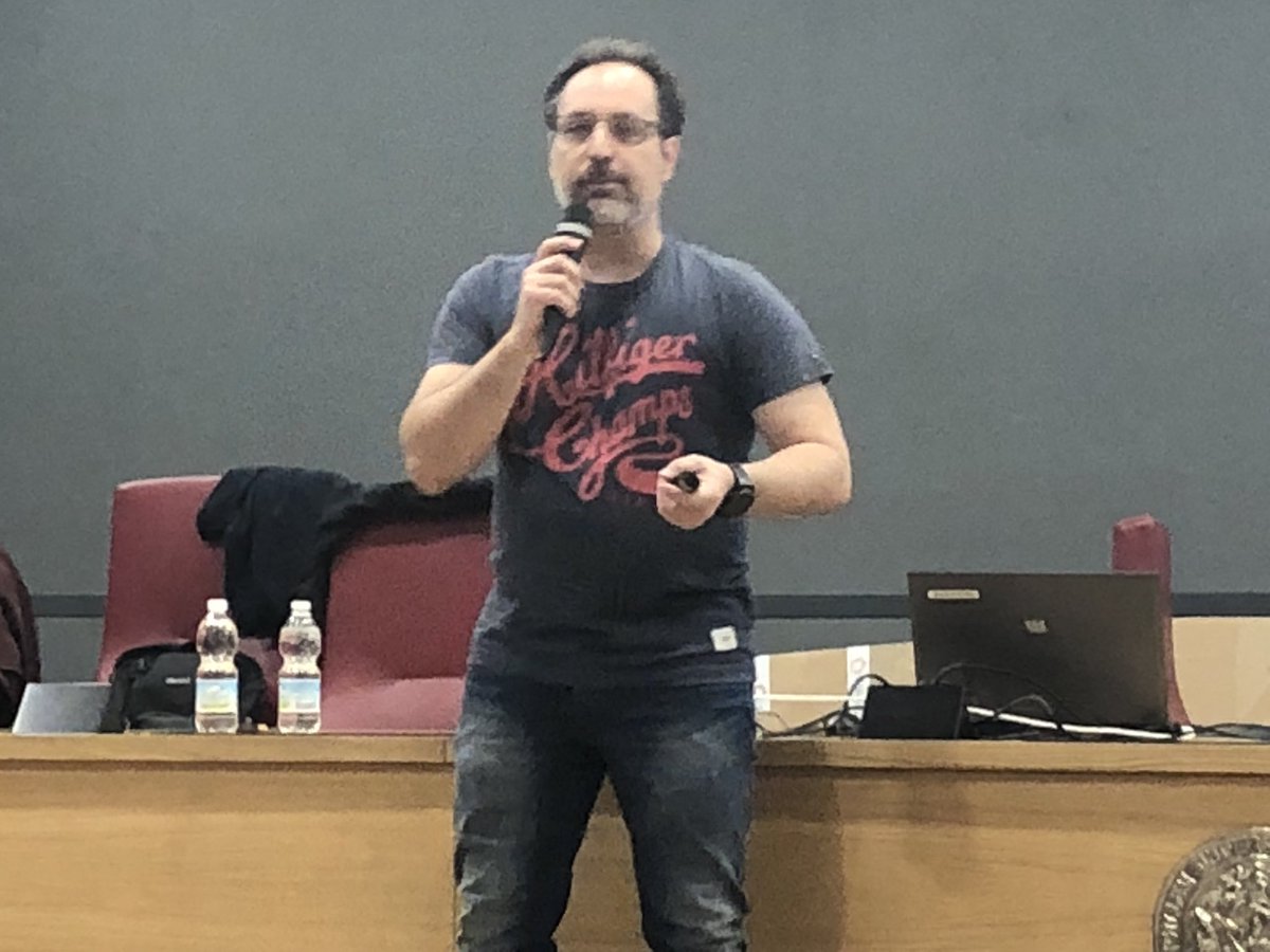 ProjectRedess's tweet photo. #activatesevilla último tramo compartiendo la maravillosa experiencia con @dzaragoza a tope.@fatimamartinez #smail @GoogleActivate https://t.co/RkPiraMKjQ