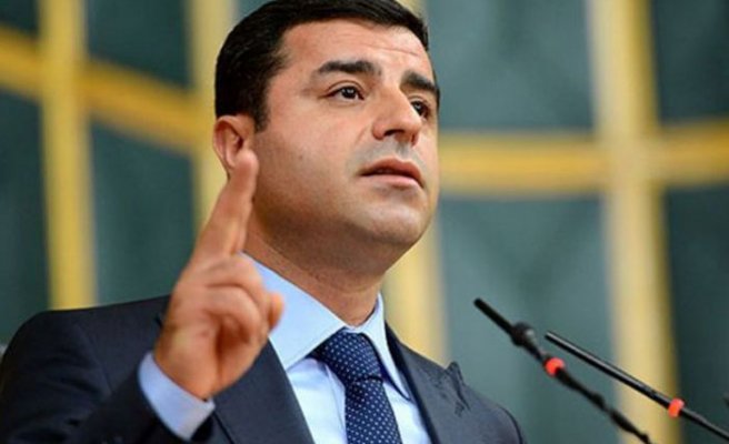 Demirtaş'tan mahkemeye: Heyetinizi reddediyorum

demokrathaber.org/guncel/demirta…