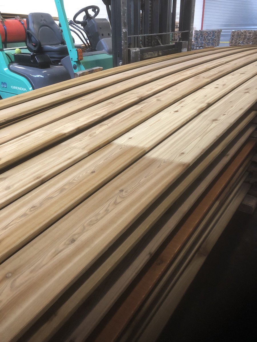 timbercoaters's tweet photo. Siberian Larch Finger jointed, getting the Sioo:x treatment #sioo:x #longlengths #timbercoating #timbercladding https://t.co/fCp4qWBlxT