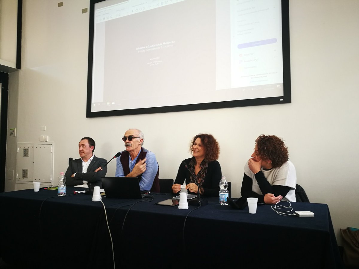 vittovolte's tweet photo. #convegnostelline #bibloh #bibliotechescolastiche @Mingus2011B #farerete #progettare #realizzare #narrare #comunità @bobbio_c @Bettananni @paolapala3 @M_L_O_L @FedericaPerina @ilariamanfre https://t.co/qoIDyuqp84