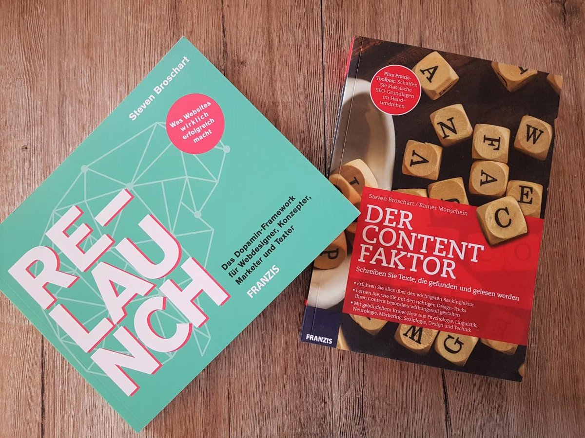 SOCIALWALKER_'s tweet photo. Neuer Lesestoff ist angekommen! Wir sind gespannt... #SEO #fachbuch #bücher https://t.co/ZHT421YZH9