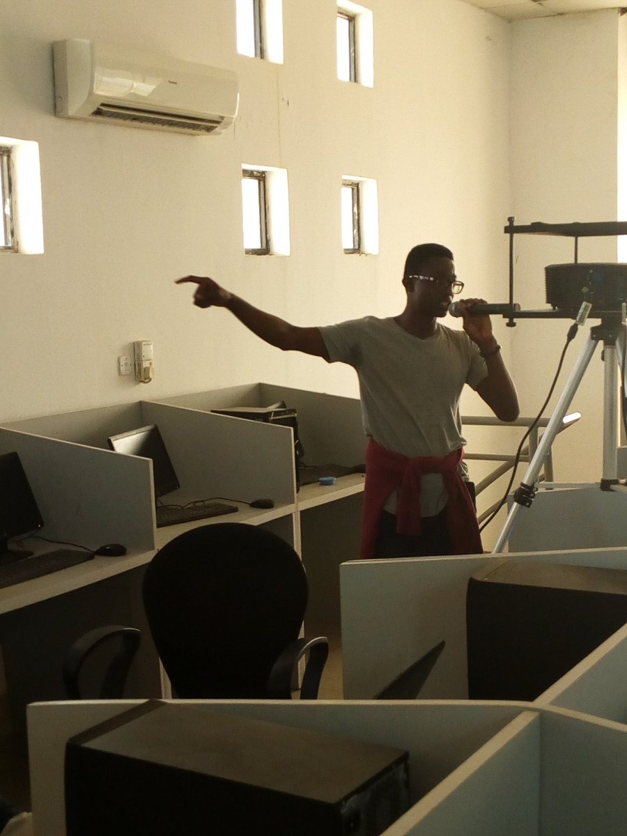 Dominus_Kelvin's tweet photo. #ForloopAsaba2018. @IamCoderisk Creator of @codefii1 speaking on creating a progressive web app with @codefii1. @ForloopAsaba https://t.co/JqPHKviWGd
