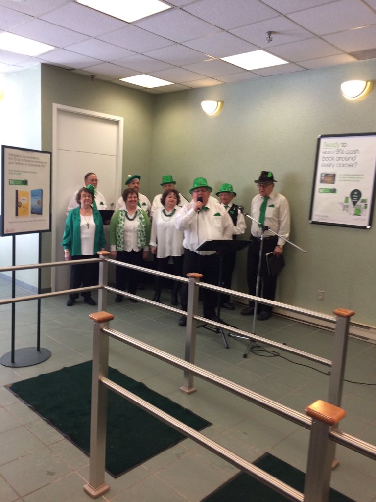 Having a great morning singing   Irish 🍀 music with Friends In Song at TD Bathurst #communityspirit  <a href="/SanaHubaishy/">Sana Hubaishy_TD</a> <a href="/scott_belton/">Scott Belton</a>