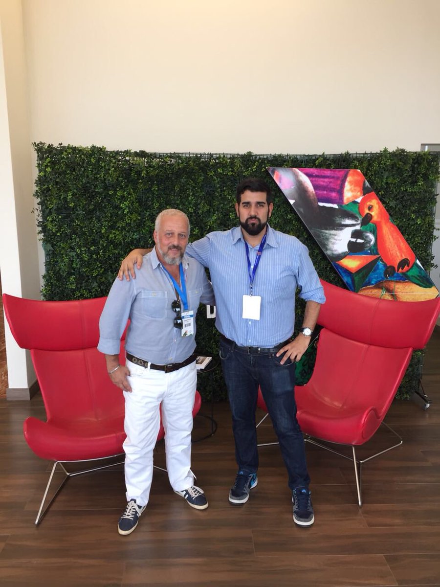 MBerenstein's tweet image. Reencontrarme con el Gurú del #PapiTwitter @agimenez valió venir al @MKTrendsPy