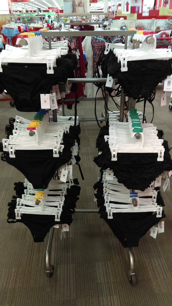 #1225 Shade&amp;Shore keeping it purty <a href="/autumn_uptain/">Autumn Uptain</a> <a href="/Brownlj2016/">Lindsey Brown</a> <a href="/emily_r_target/">Emily Rice</a> <a href="/JayYezzi/">Jay Yezzi</a> @ColonJosian