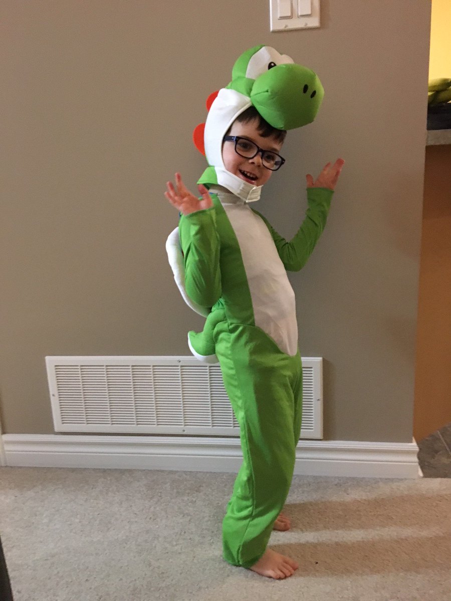 TrafficGal85's tweet photo. #1YearWithNintendoSwitch &amp; #NintendoContest I have my own lil' Yoshi on my hands! https://t.co/HsRE4MXoVg